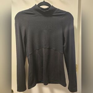 Alo Yoga Mockneck Longsleeve